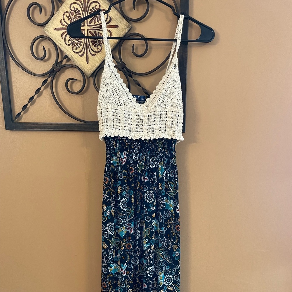 Women’s dress